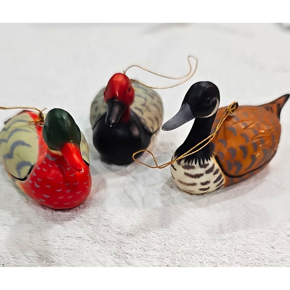 Vtg Hong Kong Plastic Mini Duck Decoy Christmas Ornaments Lot of 3 Cabin Decor